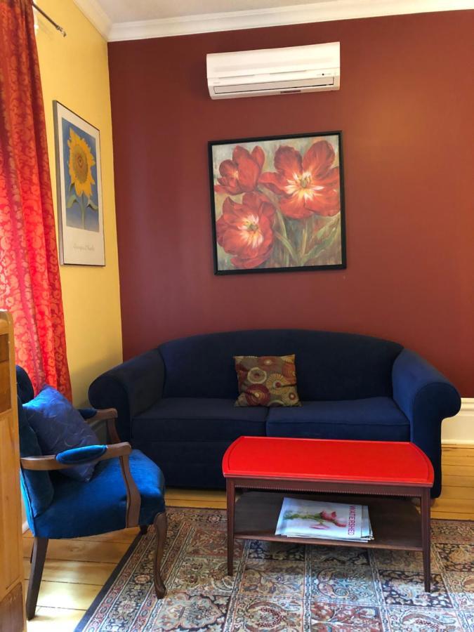 Loyalist Lofts Apartment Пиктън Екстериор снимка